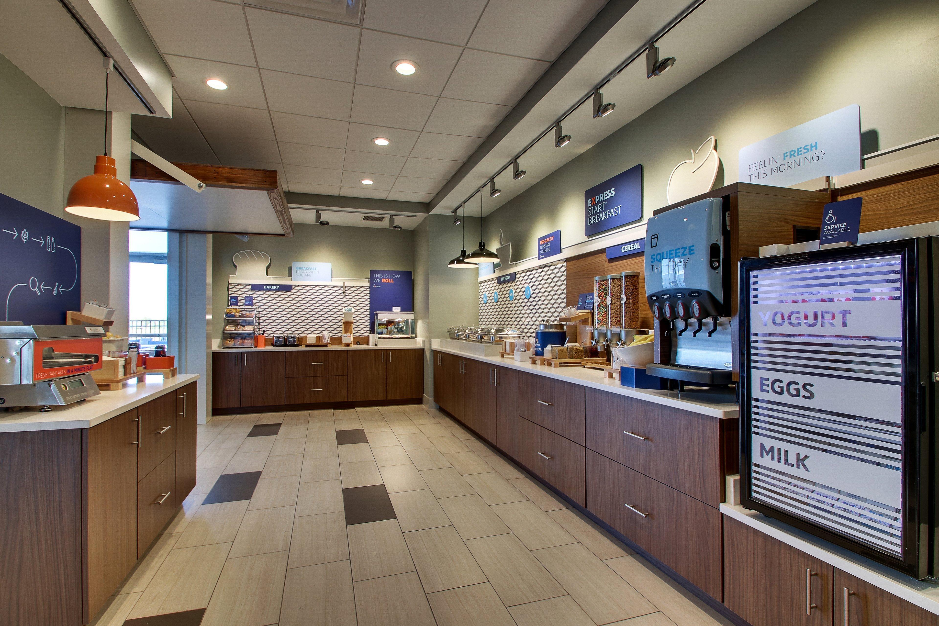 Holiday Inn Express & Suites Findlay North By Ihg Exterior photo