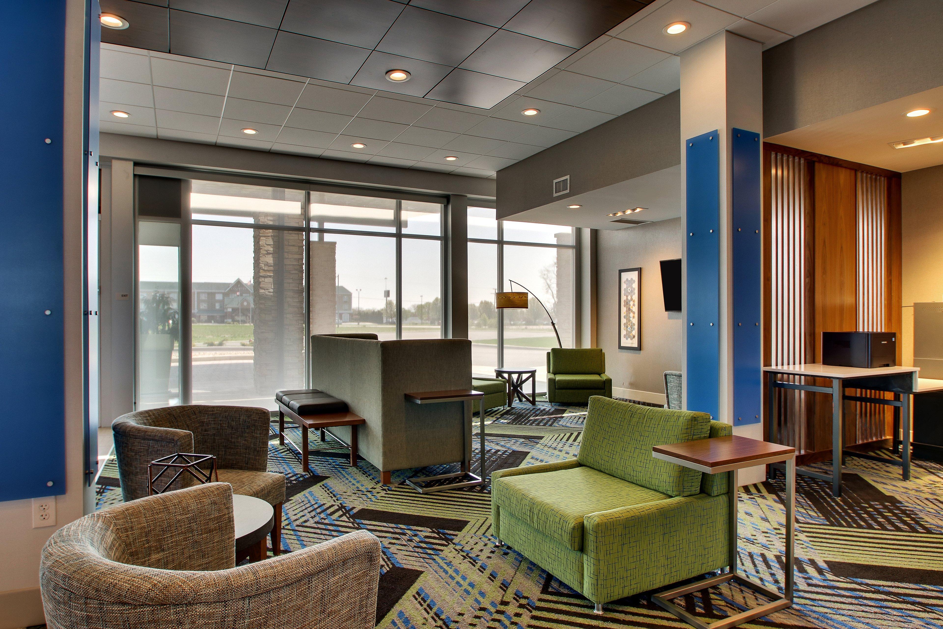 Holiday Inn Express & Suites Findlay North By Ihg Exterior photo
