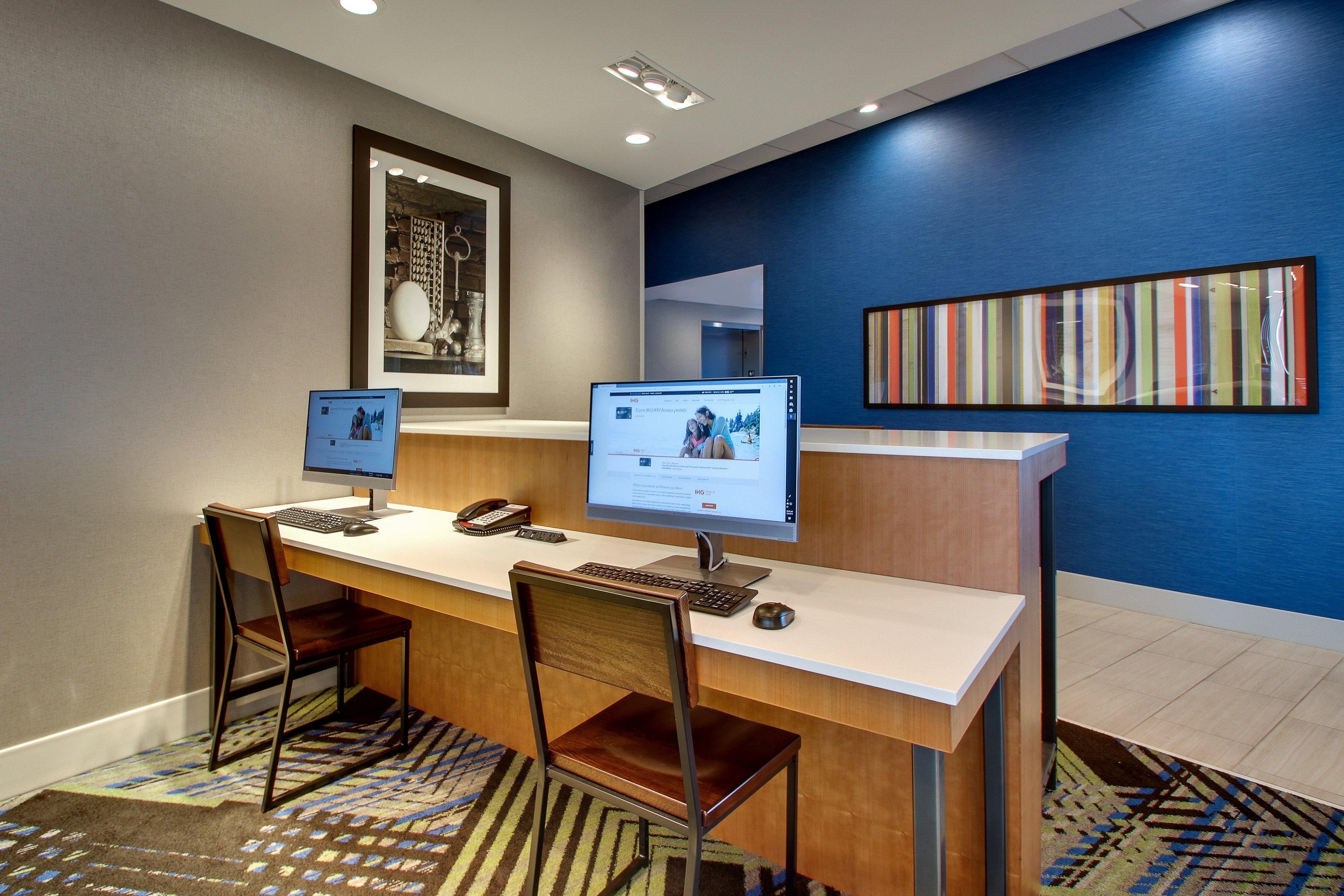 Holiday Inn Express & Suites Findlay North By Ihg Exterior photo