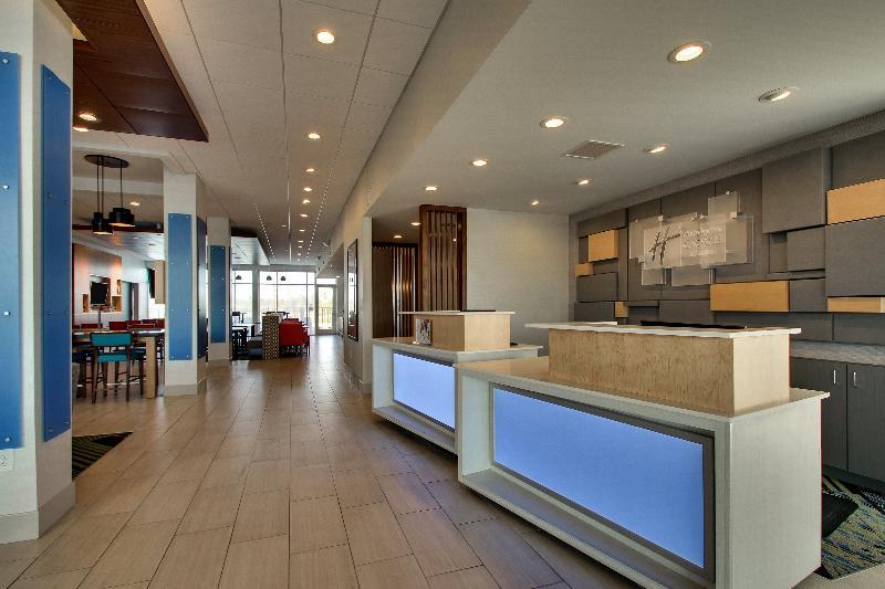 Holiday Inn Express & Suites Findlay North By Ihg Exterior photo
